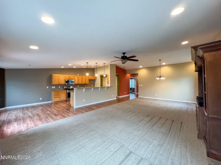 1371 White Bluffs, Fernley, Nevada 89408, 4 Bedrooms Bedrooms, ,3 BathroomsBathrooms,Residential,Residential,White Bluffs,260001870