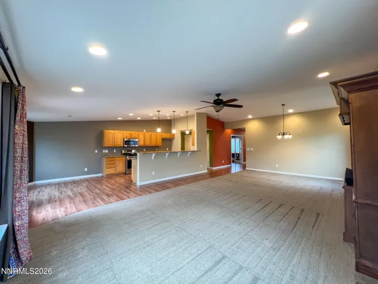 1371 White Bluffs, Fernley, Nevada 89408, 4 Bedrooms Bedrooms, ,3 BathroomsBathrooms,Residential,Residential,White Bluffs,260001870