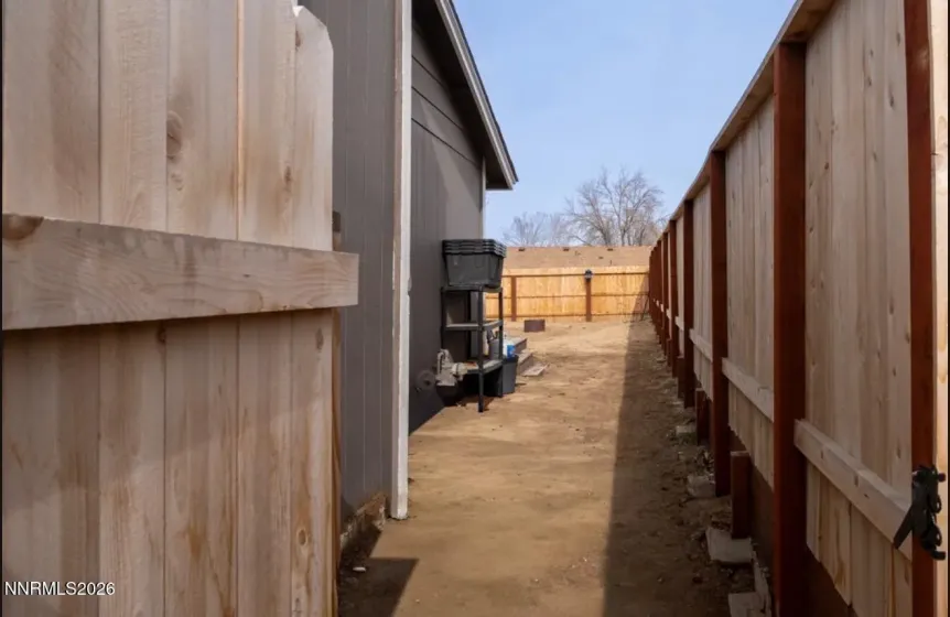 10075 Hornblende, Reno, Nevada 89506, 3 Bedrooms Bedrooms, ,2 BathroomsBathrooms,Residential,Residential,Hornblende,260001871