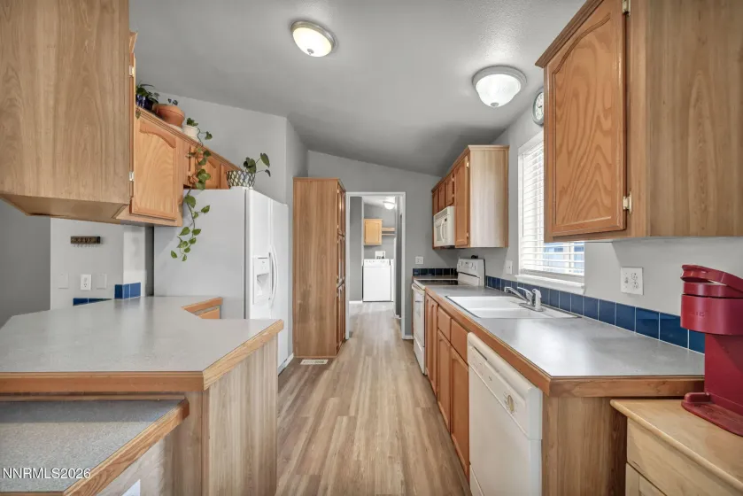 213 Glen Vista, Dayton, Nevada 89403, 3 Bedrooms Bedrooms, ,2 BathroomsBathrooms,Residential,Residential,Glen Vista,260001874