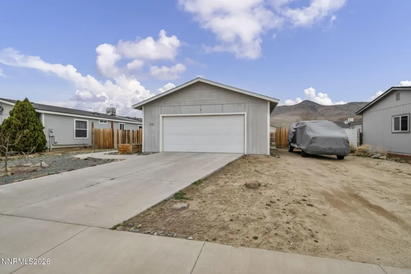 213 Glen Vista, Dayton, Nevada 89403, 3 Bedrooms Bedrooms, ,2 BathroomsBathrooms,Residential,Residential,Glen Vista,260001874
