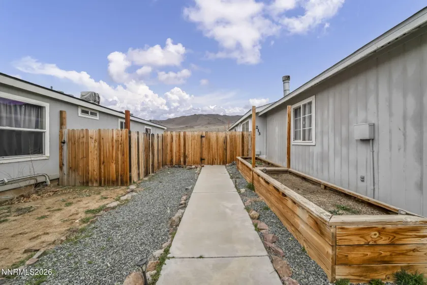 213 Glen Vista, Dayton, Nevada 89403, 3 Bedrooms Bedrooms, ,2 BathroomsBathrooms,Residential,Residential,Glen Vista,260001874