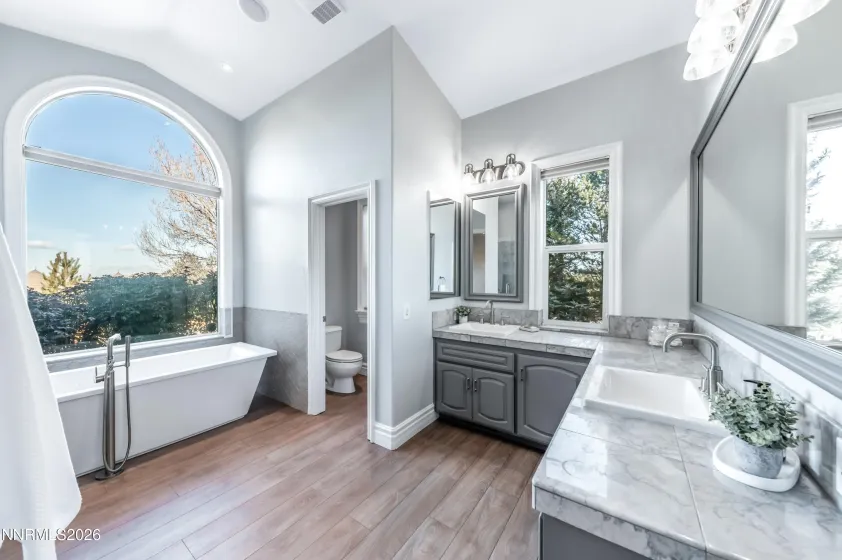 4750 Saddlehorn, Reno, Nevada 89511, 4 Bedrooms Bedrooms, ,5 BathroomsBathrooms,Residential,Residential,Saddlehorn,260001875