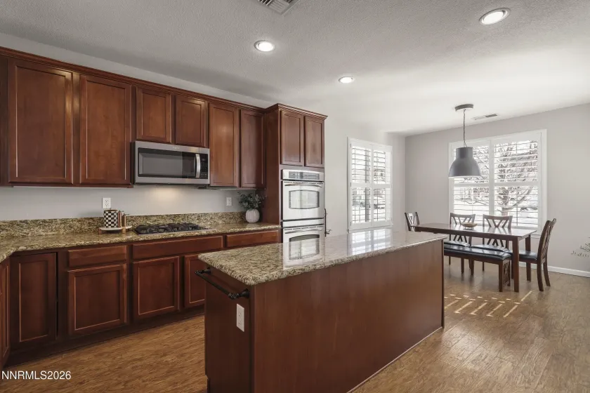 14001 Welsh Mountain, Reno, Nevada 89521, 3 Bedrooms Bedrooms, ,2 BathroomsBathrooms,Residential,Residential,Welsh Mountain,260001877