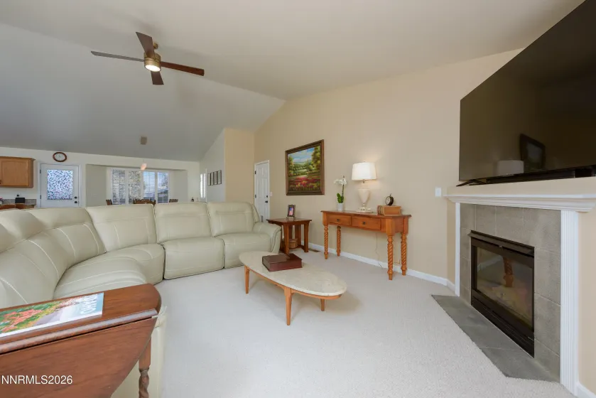 1270 Kingston, Gardnerville, Nevada 89460, 3 Bedrooms Bedrooms, ,2 BathroomsBathrooms,Residential,Residential,Kingston,260001882