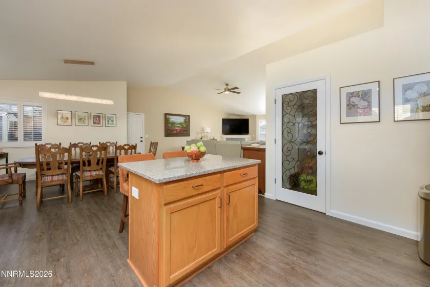 1270 Kingston, Gardnerville, Nevada 89460, 3 Bedrooms Bedrooms, ,2 BathroomsBathrooms,Residential,Residential,Kingston,260001882