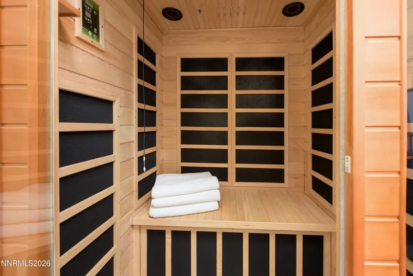 1270 Kingston, Gardnerville, Nevada 89460, 3 Bedrooms Bedrooms, ,2 BathroomsBathrooms,Residential,Residential,Kingston,260001882