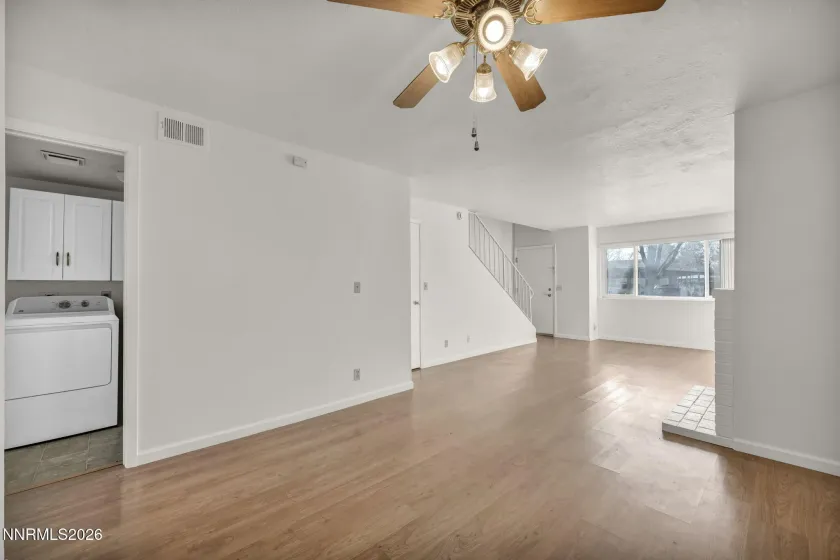 422 Barclay, Reno, Nevada 89511, 2 Bedrooms Bedrooms, ,3 BathroomsBathrooms,Residential,Residential,Barclay,260001884