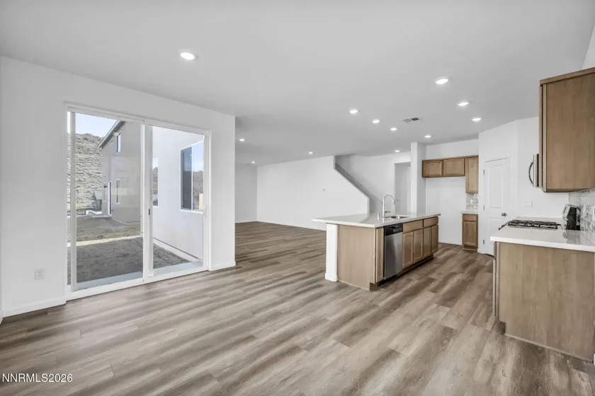 8455 Endor, Reno, Nevada 89506, 3 Bedrooms Bedrooms, ,3 BathroomsBathrooms,Residential,Residential,Endor,260001888