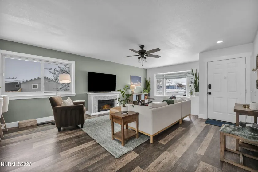 1325 Mary Jo, Gardnerville, Nevada 89460, 3 Bedrooms Bedrooms, ,2 BathroomsBathrooms,Residential,Residential,Mary Jo,260001891