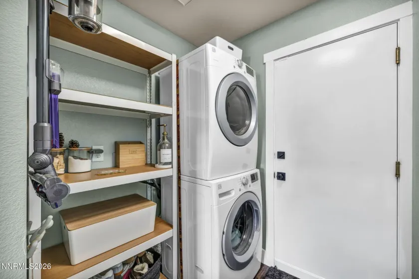 1325 Mary Jo, Gardnerville, Nevada 89460, 3 Bedrooms Bedrooms, ,2 BathroomsBathrooms,Residential,Residential,Mary Jo,260001891