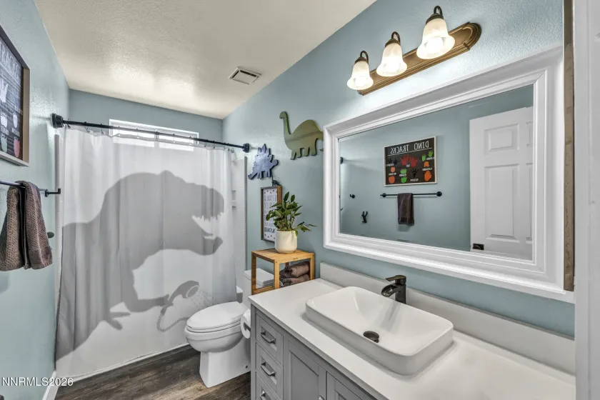 1325 Mary Jo, Gardnerville, Nevada 89460, 3 Bedrooms Bedrooms, ,2 BathroomsBathrooms,Residential,Residential,Mary Jo,260001891