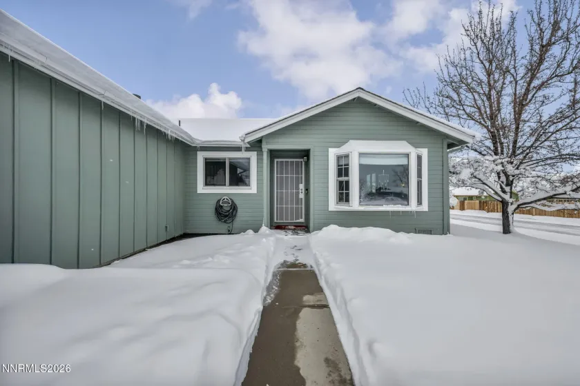 1325 Mary Jo, Gardnerville, Nevada 89460, 3 Bedrooms Bedrooms, ,2 BathroomsBathrooms,Residential,Residential,Mary Jo,260001891