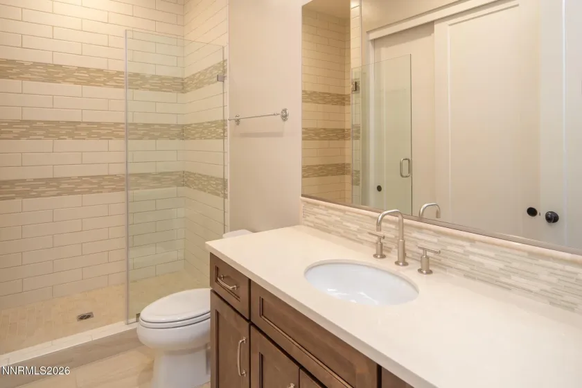 Upstairs Guest Bedroom 2