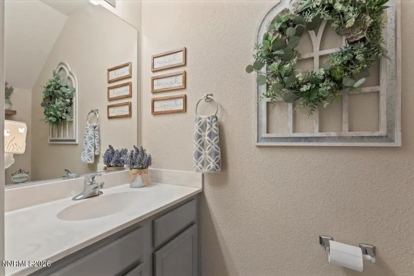 6971 Carmen, Sun Valley, Nevada 89433, 4 Bedrooms Bedrooms, ,3 BathroomsBathrooms,Residential,Residential,Carmen,260001896