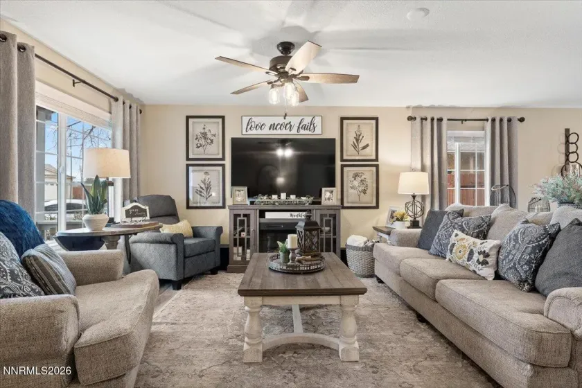 6971 Carmen, Sun Valley, Nevada 89433, 4 Bedrooms Bedrooms, ,3 BathroomsBathrooms,Residential,Residential,Carmen,260001896