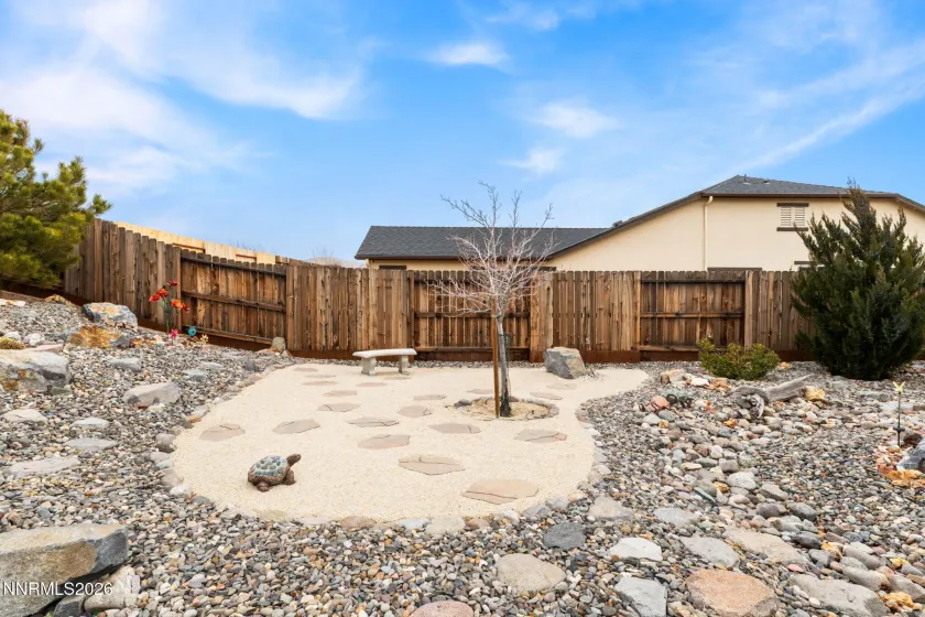 126 Hood, Dayton, Nevada 89403, 3 Bedrooms Bedrooms, ,2 BathroomsBathrooms,Residential,Residential,Hood,260001897