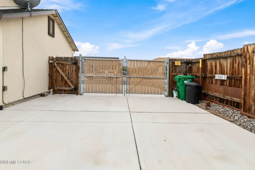 126 Hood, Dayton, Nevada 89403, 3 Bedrooms Bedrooms, ,2 BathroomsBathrooms,Residential,Residential,Hood,260001897