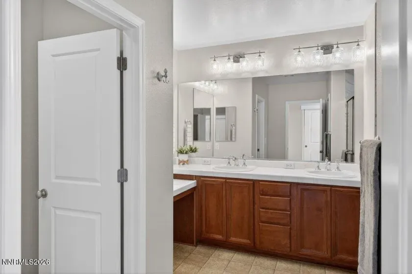 1630 Spring Hill, Reno, Nevada 89523, 4 Bedrooms Bedrooms, ,3 BathroomsBathrooms,Residential,Residential,Spring Hill,260001899