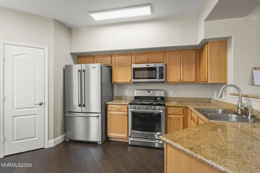 17000 Wedge, Reno, Nevada 89511, 2 Bedrooms Bedrooms, ,2 BathroomsBathrooms,Residential,Residential,Wedge,260001901