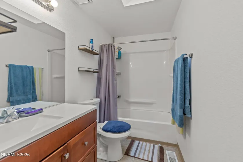 3182 Desatoya, Carson City, Nevada 89701, 3 Bedrooms Bedrooms, ,2 BathroomsBathrooms,Residential,Residential,Desatoya,260001902