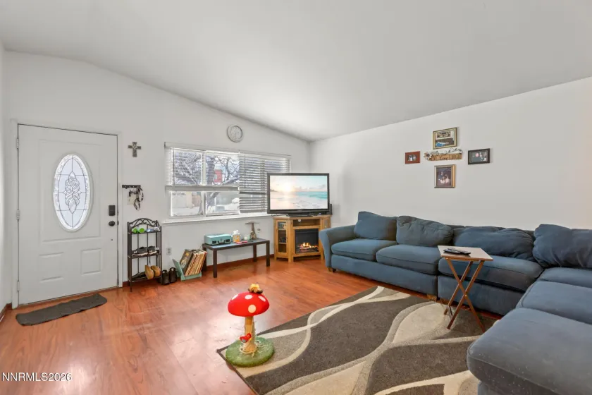 3182 Desatoya, Carson City, Nevada 89701, 3 Bedrooms Bedrooms, ,2 BathroomsBathrooms,Residential,Residential,Desatoya,260001902