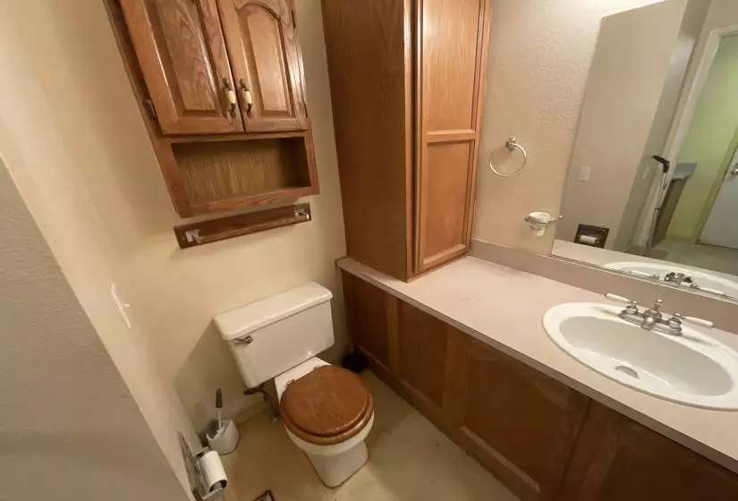 13 Coventry Way, Reno, Nevada 89506, 3 Bedrooms Bedrooms, 9 Rooms Rooms,2 BathroomsBathrooms,Manufactured,Residential,Coventry,220010692