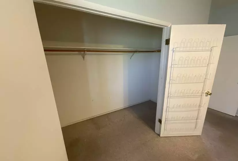 13 Coventry Way, Reno, Nevada 89506, 3 Bedrooms Bedrooms, 9 Rooms Rooms,2 BathroomsBathrooms,Manufactured,Residential,Coventry,220010692