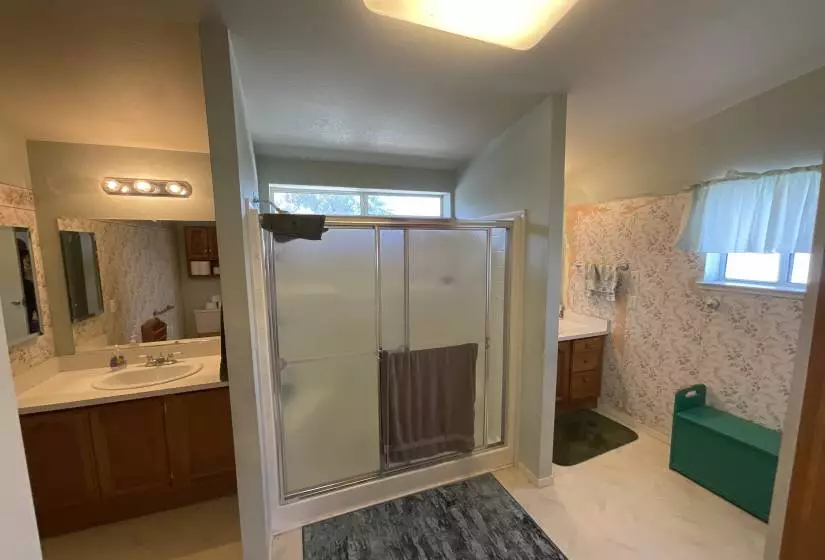 13 Coventry Way, Reno, Nevada 89506, 3 Bedrooms Bedrooms, 9 Rooms Rooms,2 BathroomsBathrooms,Manufactured,Residential,Coventry,220010692