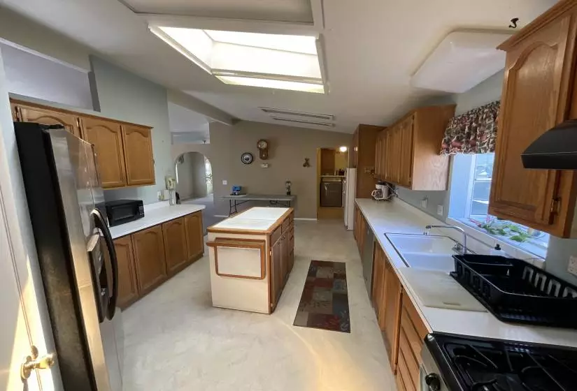 13 Coventry Way, Reno, Nevada 89506, 3 Bedrooms Bedrooms, 9 Rooms Rooms,2 BathroomsBathrooms,Manufactured,Residential,Coventry,220010692