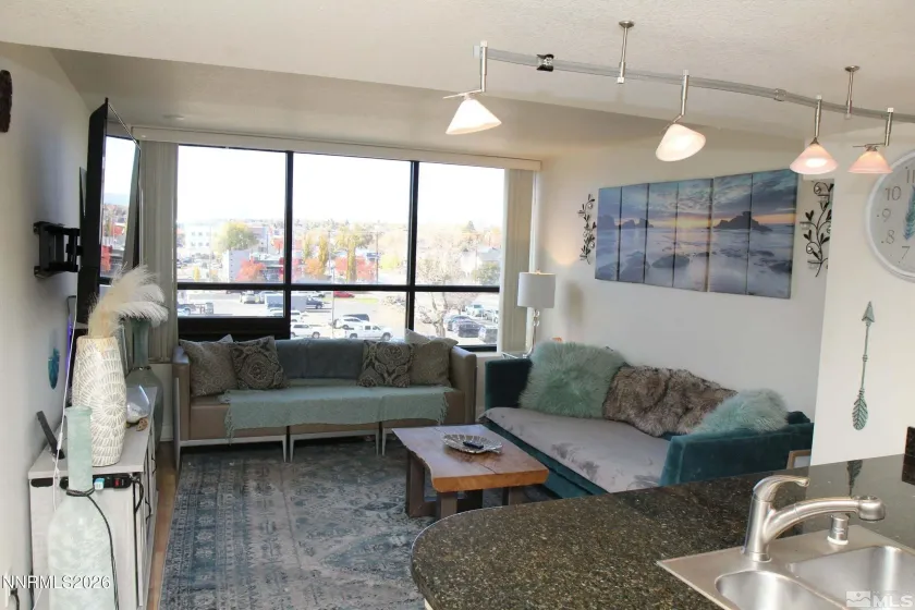 450 Arlington, Reno, Nevada 89503, 1 Bedroom Bedrooms, ,1 BathroomBathrooms,Residential,Residential,Arlington,260001907