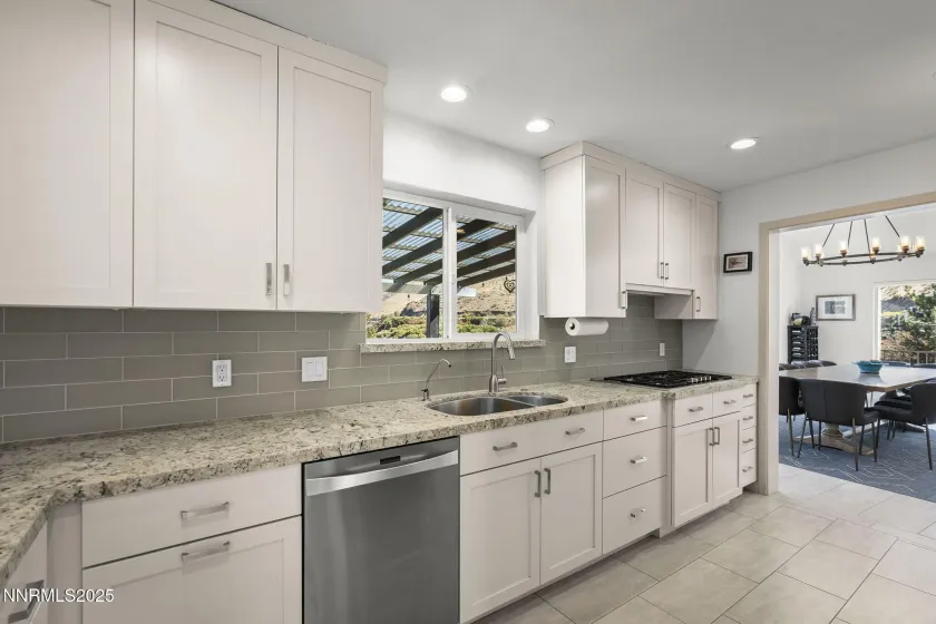 2885 Erminia, Reno, Nevada 89523, 4 Bedrooms Bedrooms, ,3 BathroomsBathrooms,Residential,Residential,Erminia,250057376