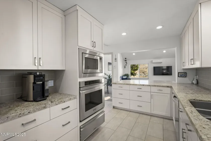 2885 Erminia, Reno, Nevada 89523, 4 Bedrooms Bedrooms, ,3 BathroomsBathrooms,Residential,Residential,Erminia,250057376