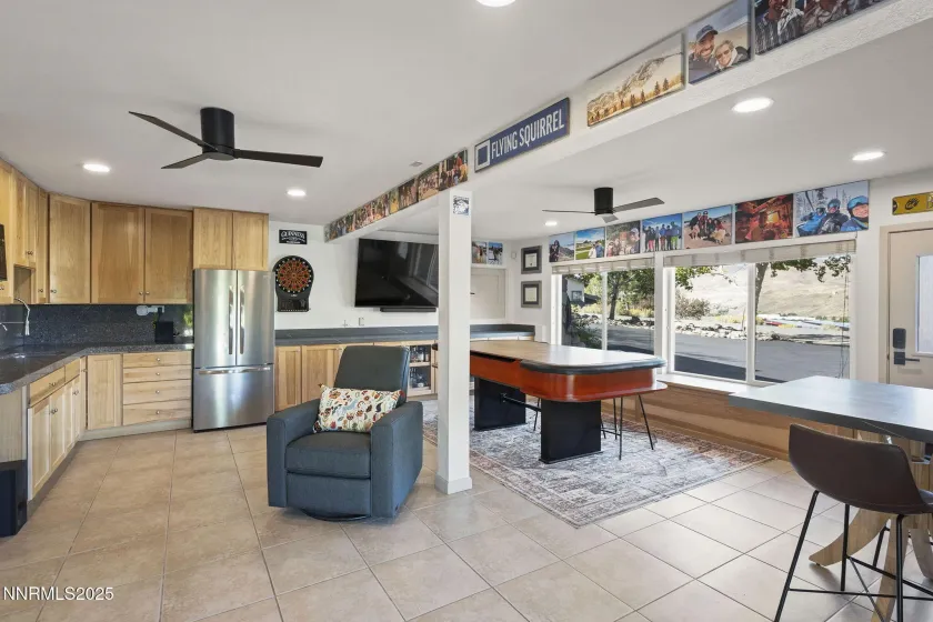 2885 Erminia, Reno, Nevada 89523, 4 Bedrooms Bedrooms, ,3 BathroomsBathrooms,Residential,Residential,Erminia,250057376