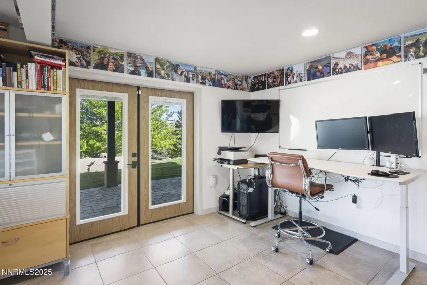 2885 Erminia, Reno, Nevada 89523, 4 Bedrooms Bedrooms, ,3 BathroomsBathrooms,Residential,Residential,Erminia,250057376