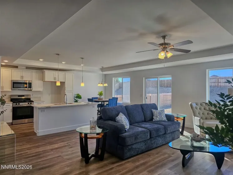 326 Valley, Yerington, Nevada 89447, 3 Bedrooms Bedrooms, ,2 BathroomsBathrooms,Residential,Residential,Valley,260001908