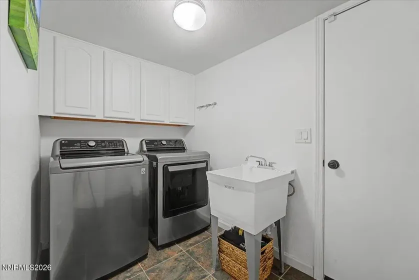 15509 Quicksilver, Reno, Nevada 89511, 4 Bedrooms Bedrooms, ,3 BathroomsBathrooms,Residential,Residential,Quicksilver,260001909