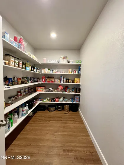 9355 Bay, Reno, Nevada 89506, 5 Bedrooms Bedrooms, ,3 BathroomsBathrooms,Residential,Residential,Bay,260001911