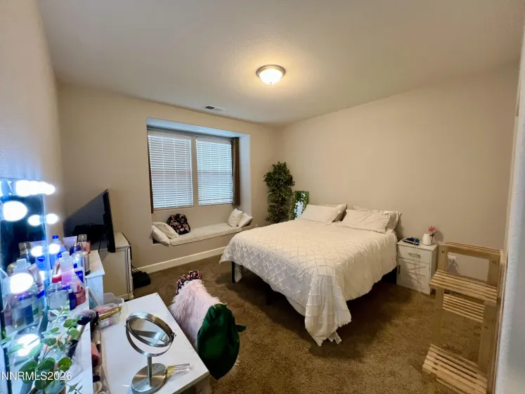 9355 Bay, Reno, Nevada 89506, 5 Bedrooms Bedrooms, ,3 BathroomsBathrooms,Residential,Residential,Bay,260001911