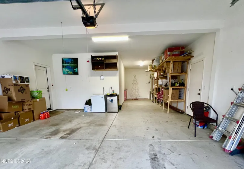 9355 Bay, Reno, Nevada 89506, 5 Bedrooms Bedrooms, ,3 BathroomsBathrooms,Residential,Residential,Bay,260001911