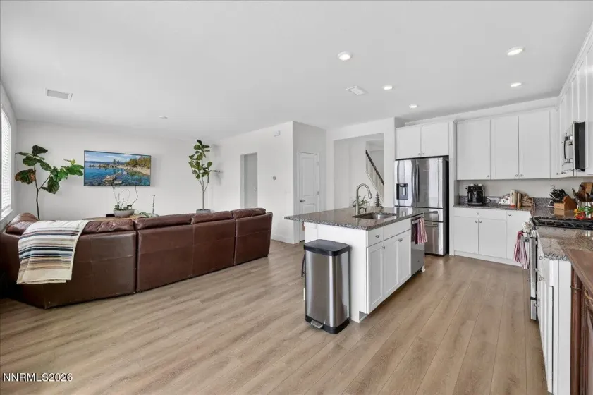 7119 Singing Tree, Sparks, Nevada 89436, 4 Bedrooms Bedrooms, ,3 BathroomsBathrooms,Residential,Residential,Singing Tree,260001913