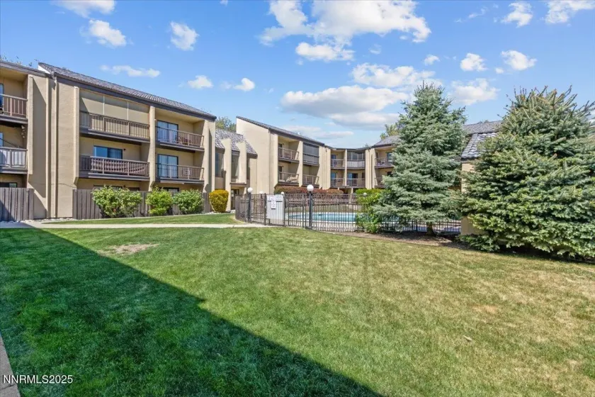 2450 Lymbery, Reno, Nevada 89509, ,1 BathroomBathrooms,Residential,Residential,Lymbery,260001925