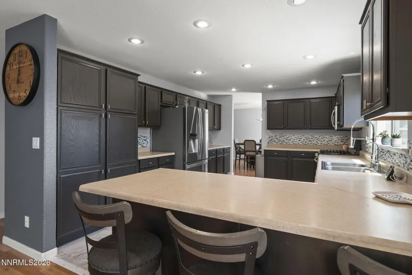 18204 Cedar View, Reno, Nevada 89508, 5 Bedrooms Bedrooms, ,3 BathroomsBathrooms,Residential,Residential,Cedar View,260001924