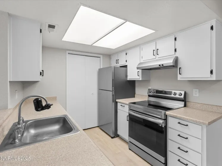 7680 Bluestone, Reno, Nevada 89511, 2 Bedrooms Bedrooms, ,2 BathroomsBathrooms,Residential,Residential,Bluestone,250057161