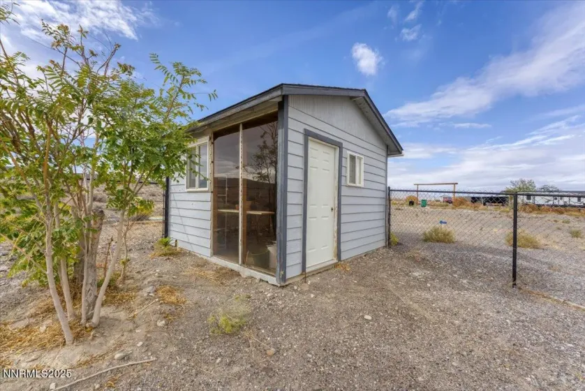 20 Simons, Fernley, Nevada 89408, 4 Bedrooms Bedrooms, ,3 BathroomsBathrooms,Residential,Residential,Simons,250056759