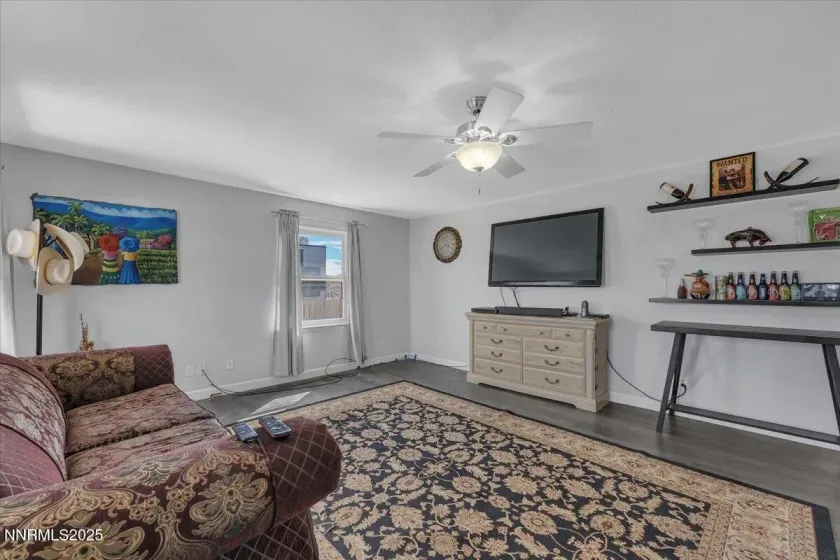 20 Simons, Fernley, Nevada 89408, 4 Bedrooms Bedrooms, ,3 BathroomsBathrooms,Residential,Residential,Simons,250056759