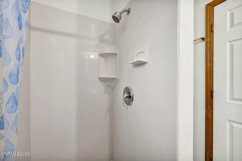 530 Michael, Fallon, Nevada 89406, 3 Bedrooms Bedrooms, ,2 BathroomsBathrooms,Residential,Residential,Michael,260001929