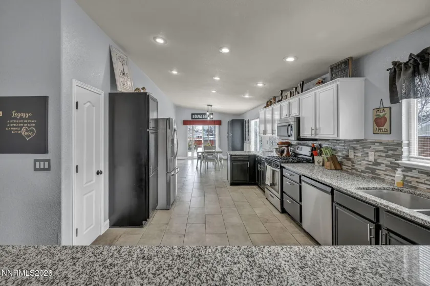 18270 Cedar View, Reno, Nevada 89508, 4 Bedrooms Bedrooms, ,2 BathroomsBathrooms,Residential,Residential,Cedar View,260001946