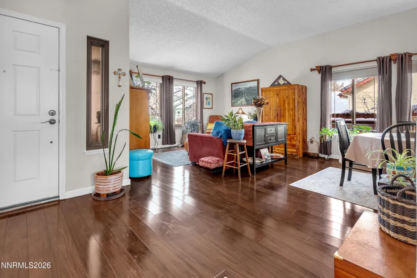 5216 Santa Barbara, Sparks, Nevada 89436, 3 Bedrooms Bedrooms, ,2 BathroomsBathrooms,Residential,Residential,Santa Barbara,260001947