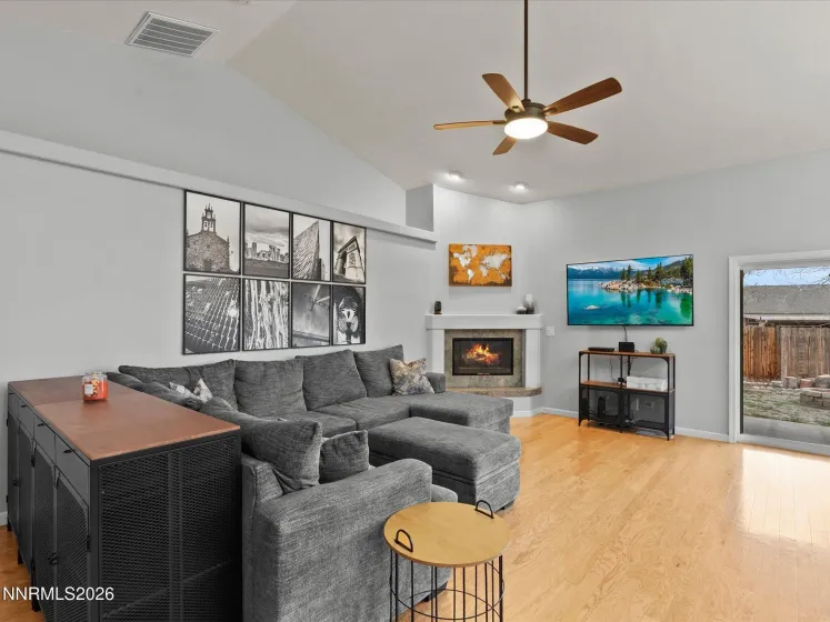 112 Alexander, Fernley, Nevada 89408, 3 Bedrooms Bedrooms, ,2 BathroomsBathrooms,Residential,Residential,Alexander,260001953